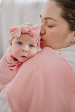 Load image into Gallery viewer, Kinn baby burp cloth - Peony