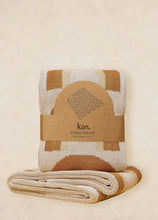 Load image into Gallery viewer, Kinn baby organic knitted blanket - Rainbow
