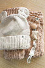 Load image into Gallery viewer, Baby Cozy hamper
