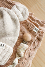 Load image into Gallery viewer, Baby Cozy hamper
