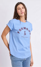 Load image into Gallery viewer, Foxwood - Effortless contrast tee blue
