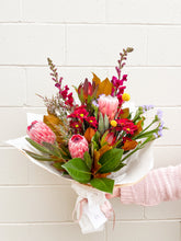 Load image into Gallery viewer, Wildflower Gift Bouquet
