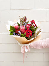 Load image into Gallery viewer, Wildflower Gift Bouquet
